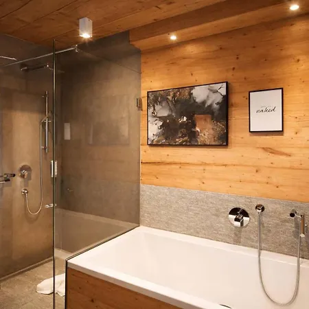 Racing - Terrace & Sauna Access Hébergement de vacances *